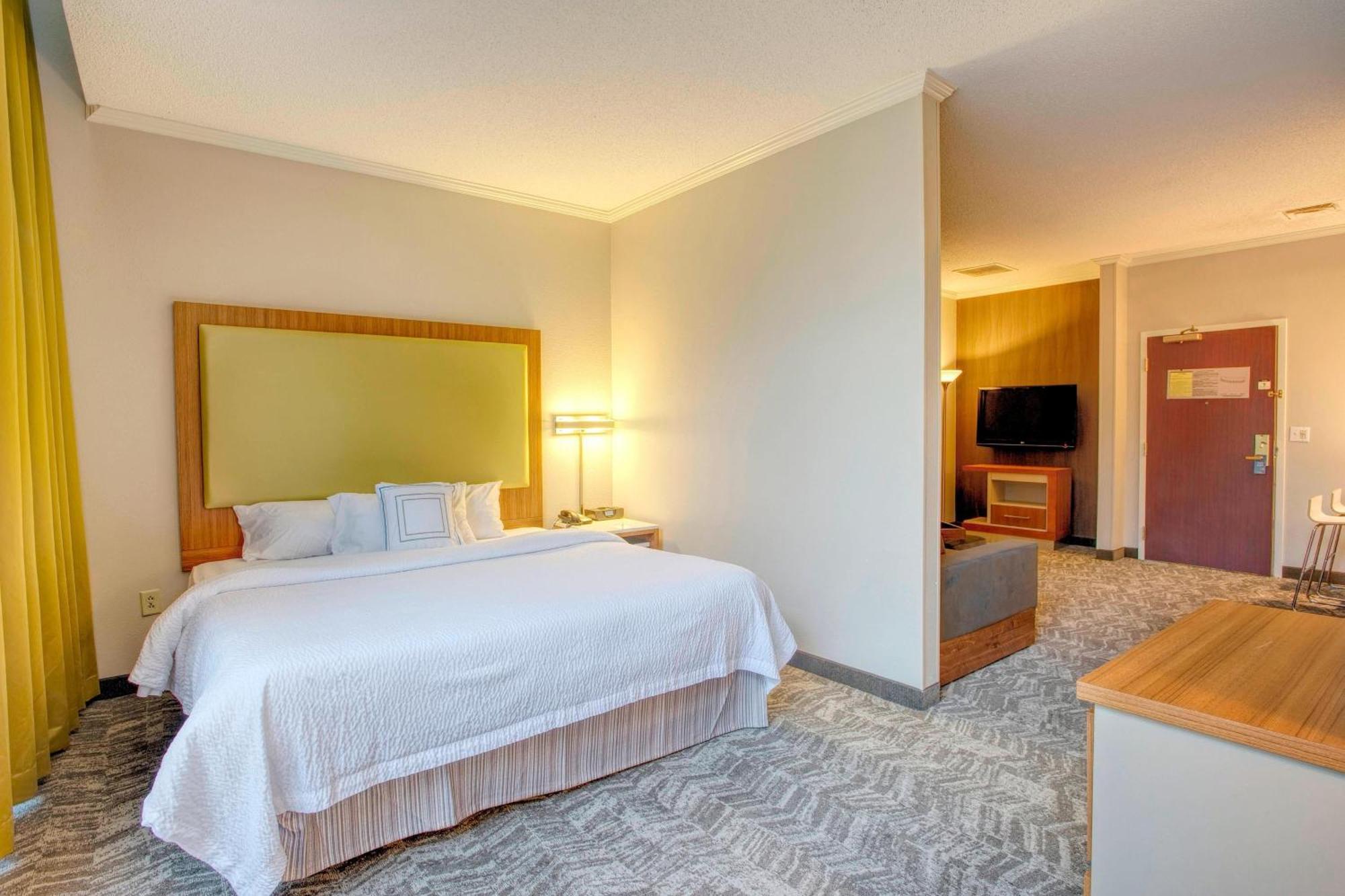 Springhill Suites By Marriott Lawrence Downtown Exterior foto