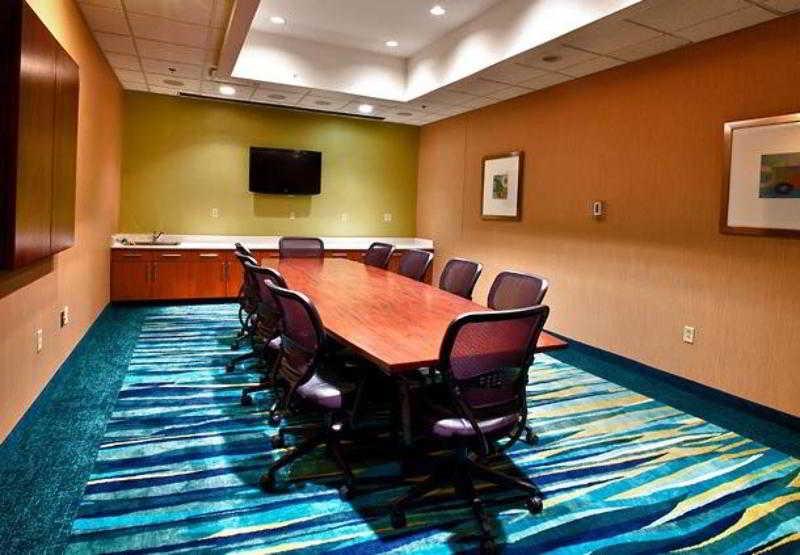 Springhill Suites By Marriott Lawrence Downtown Instalações foto